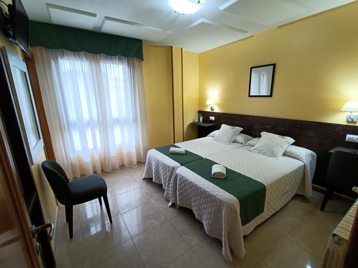 Hotel Casa Benilde Palas de Rei Ngoại thất bức ảnh