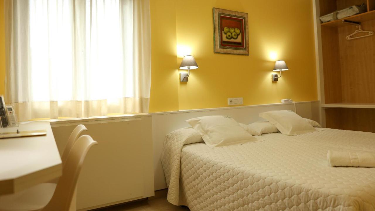 Hotel Casa Benilde Palas de Rei Ngoại thất bức ảnh